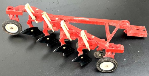 Ertl grossmodell pflug 33cm - grossmodell,